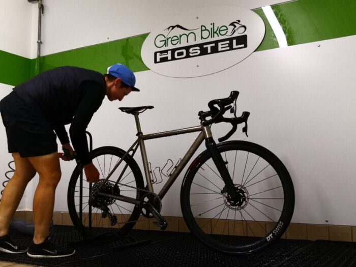 Officina grem bike room
